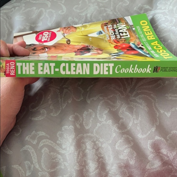 🔥3/$10 The Eat Clean Diet Book by Tosca Reno - Picture 3 of 8